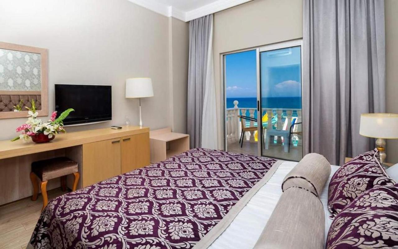 Maya World Imperial Otel 4*
